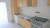 Neubau im Erstbezug: Seniorengerechte Mietwohnung in idyllischer Dorfrandlage - Küche Blick zum Wohnzimmer