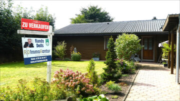 Ebenerdiger Bungalow – tolles Holzhaus mit guten energetischen Eigenschaften 24805 Hamdorf, Einfamilienhaus