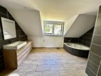 Badezimmer OG - Doppelhaushälfte zwischen Fockbek und Lohe -Föhrden mit Blick in die Natur