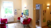 Wartezimmer rechts - Wunderschöne Paxis in hervorragender Lage