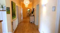 Blick in den Flur - Wunderschöne Paxis in hervorragender Lage