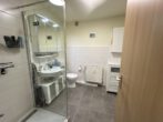 Badezimmer - Für Bestager: Wunderschöne 3 Zimmer Wohnung im 1. OG mit Gartenanteil