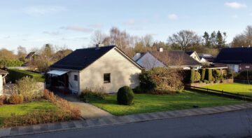 Bungalow in ruhiger Bestlage- wenige Minuten bis zum Zentrum, 24589 Nortorf, Einfamilienhaus