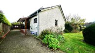 Hausfront - Bungalow in ruhiger Bestlage- wenige Minuten bis zum Zentrum