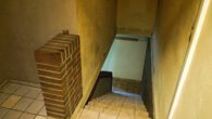 Treppe ins EG - Leben mit Störchen am Naturschutzgebiet