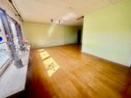 Wohnzimmer - Ein Haus für Profis, die aus Problemen Rendite machen