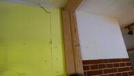 Risse Flur - Ein Haus für Profis, die aus Problemen Rendite machen