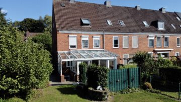 Top gepflegt in ruhiger Stadtlage, 24768 Rendsburg, Reihenendhaus