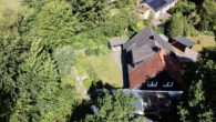 Luftbild - Insel im Grünen mit viel Platz