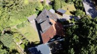 Luftbild - Insel im Grünen mit viel Platz