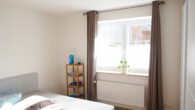 Schlafzimmer EG - Zweifamilienhaus am Kanal