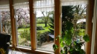 Blick in den Garten - Ein seltenes Juwel mit Blick auf die Eiderwiesen und 4 Bauplätzen