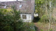 Zugang - Refugium: Zweifamilien- Handwerkerhaus auf großem Grundstück in Seenähe