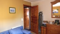 kl. Zimmer 1 - Richtung Flur - Holzhaus, ebenerdig, mit guten energetischen Eigenschaften
