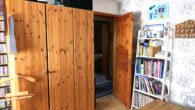 kl. Zimmer 2 - Richtung Flur - Holzhaus, ebenerdig, mit guten energetischen Eigenschaften