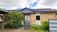 Hausfront - Ebenerdiger Bungalow, KfW55, Bj. 2018, auch für Senioren geeignet