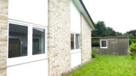 Seite links - Ebenerdiger Bungalow, KfW55, Bj. 2018, auch für Senioren geeignet